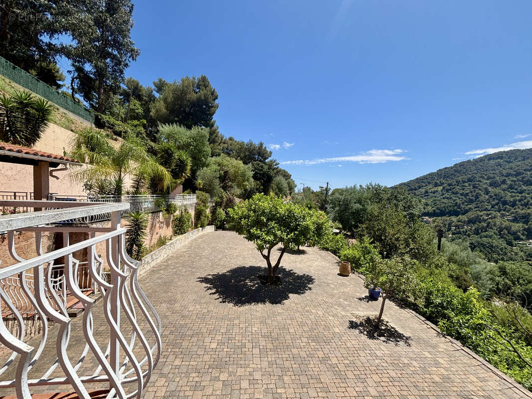 Maison à GORBIO