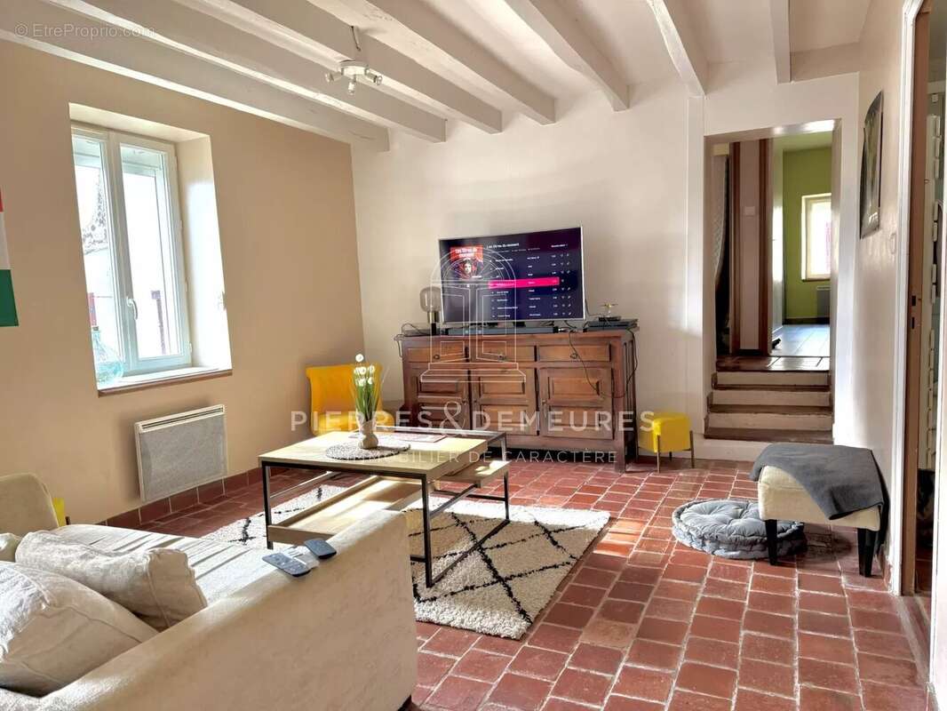 Maison à SAINT-MARTIN-D&#039;AUXIGNY