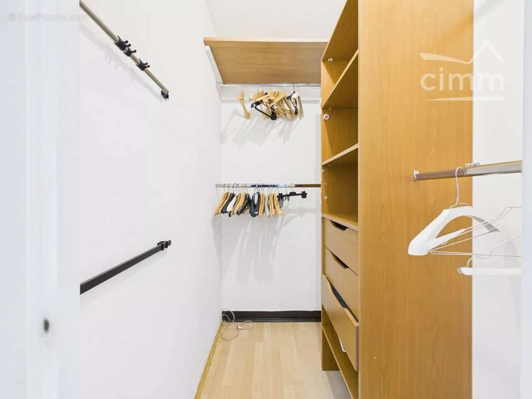 Appartement à SAINT-MARTIN-D'HERES