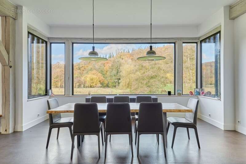 Maison à PONT-L'EVEQUE