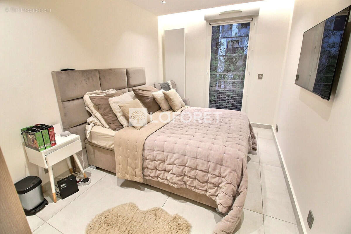 Appartement à GENNEVILLIERS