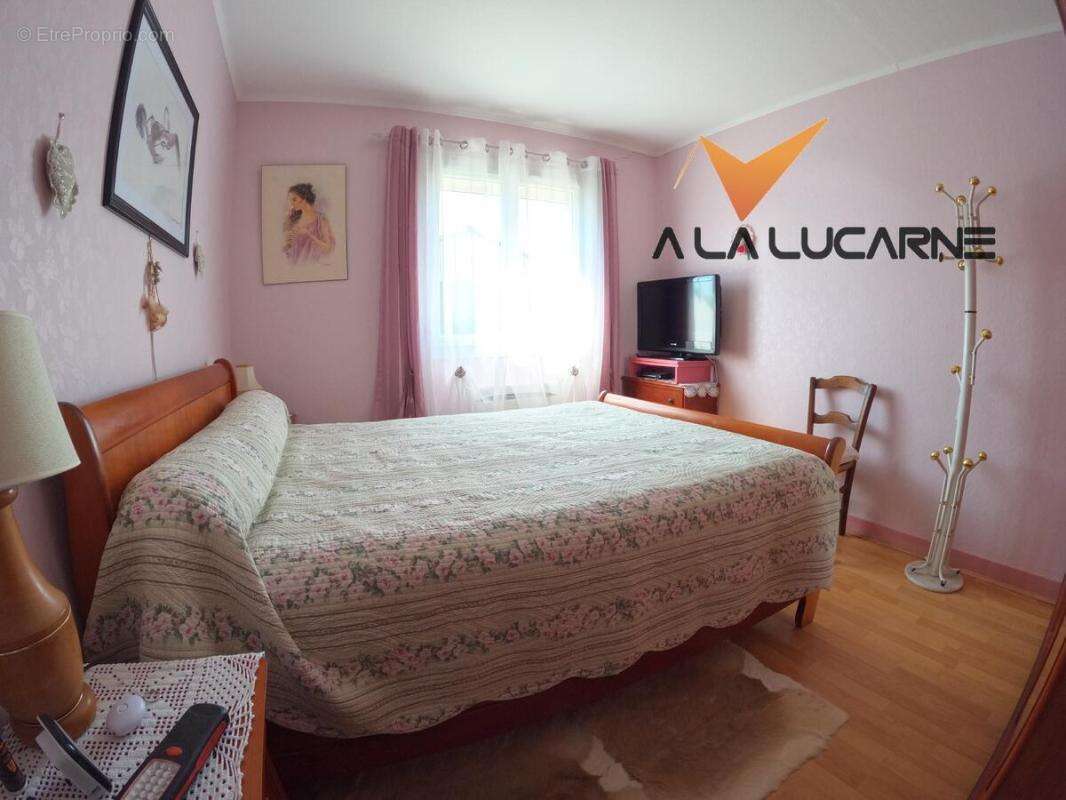 Maison à TERRASSON-LAVILLEDIEU