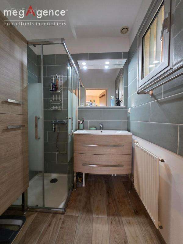 Maison familiale avec studio indépendant – Cadre privilégié à Ifs Bourg - photo 10