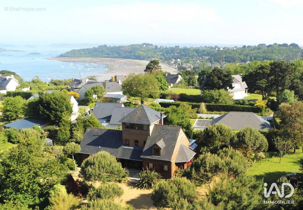 Photo 1 - Maison à PLOUBAZLANEC