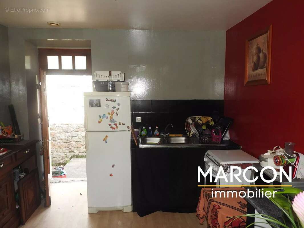 Maison à MOUTIER-ROZEILLE