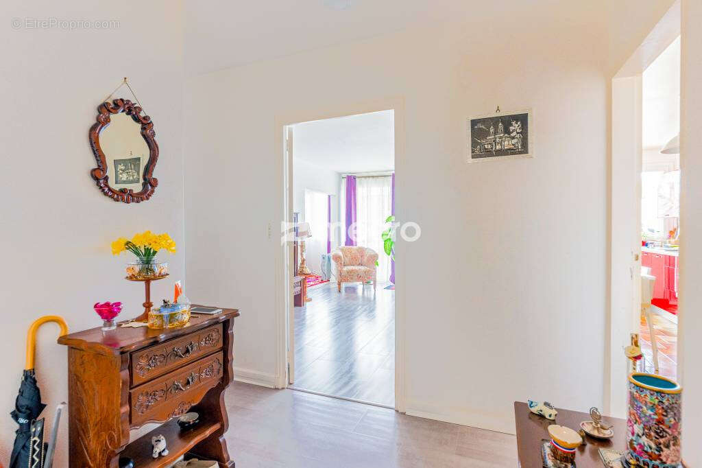 Appartement à MENNECY