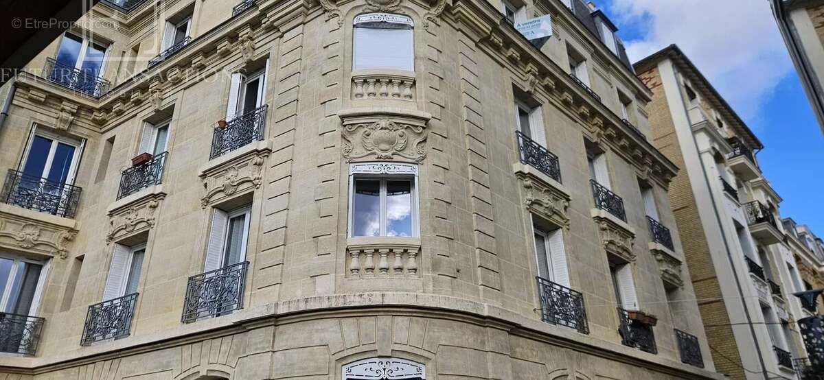Appartement à COLOMBES