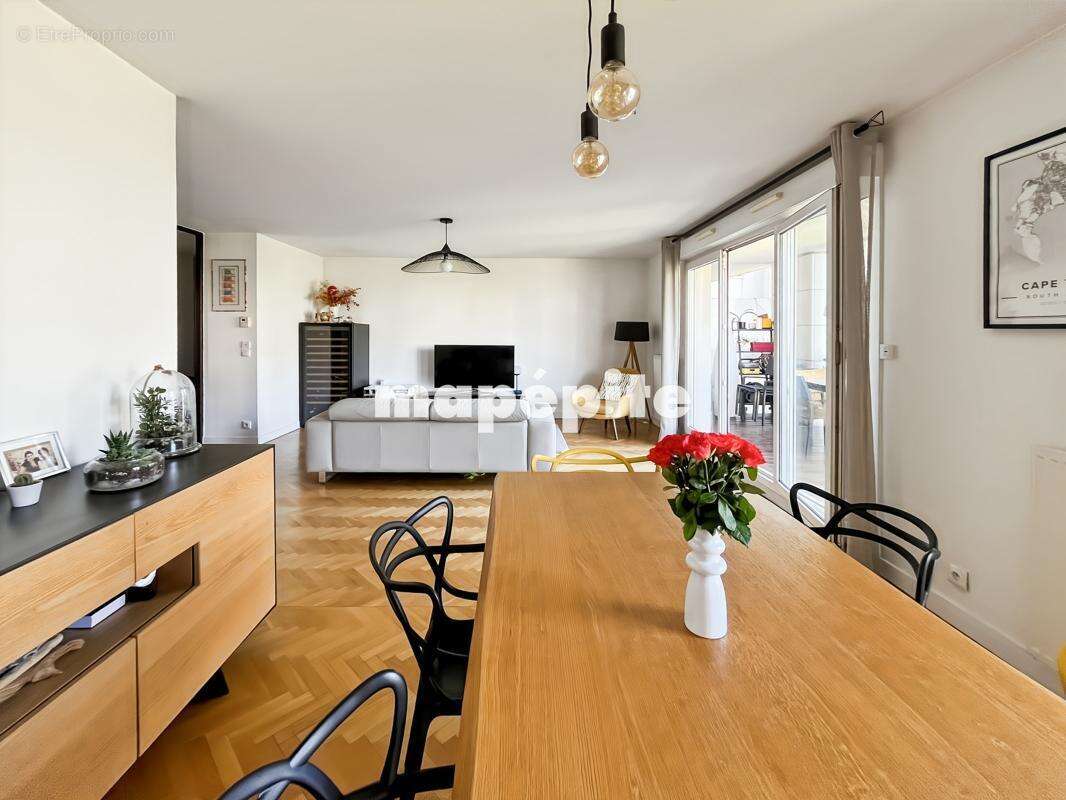 Appartement à CLICHY
