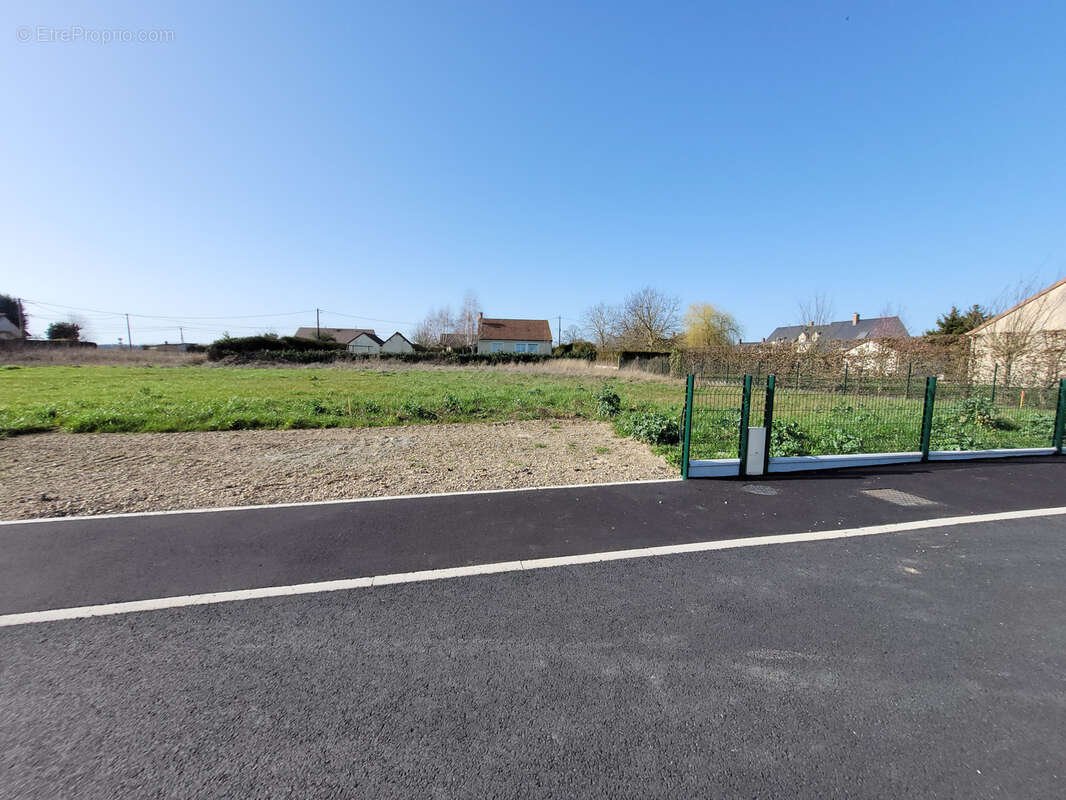 Terrain à ILLIERS-COMBRAY
