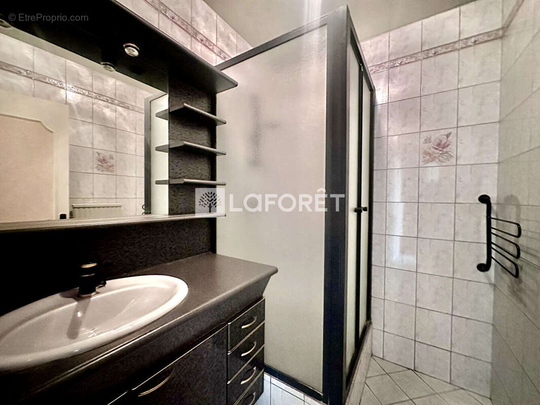 Appartement à CORBEIL-ESSONNES