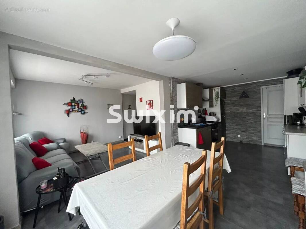 Appartement à LONS-LE-SAUNIER