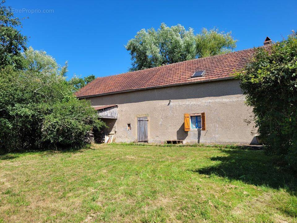 Maison à CORBIGNY
