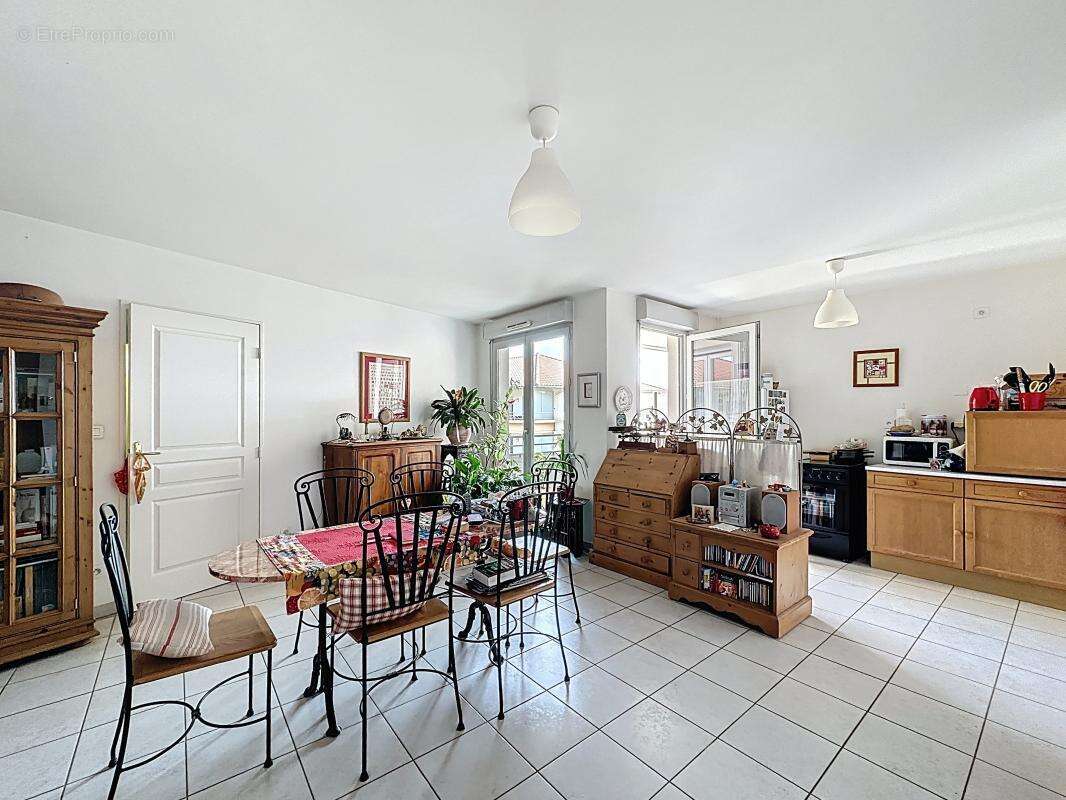 Appartement à CRAPONNE