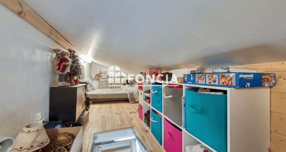 Appartement à DEMI-QUARTIER