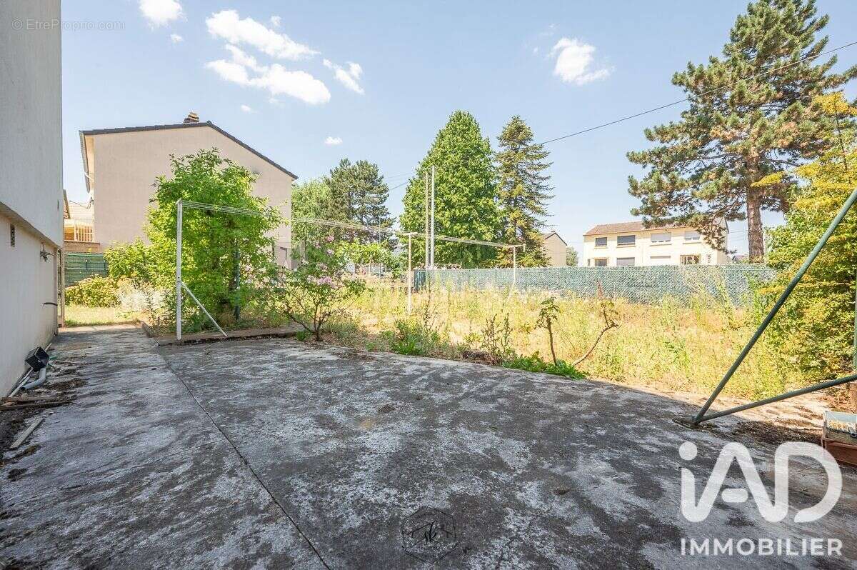 Maison 86 m² à Fameck  - photo 4