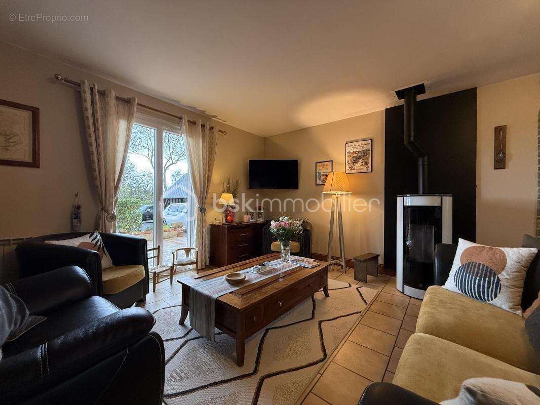 Maison à PONT-L'EVEQUE