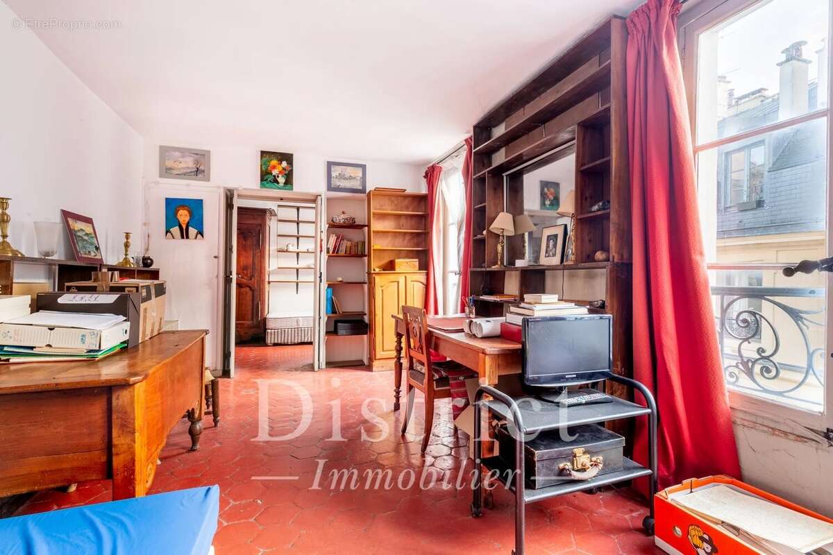 Appartement à PARIS-4E