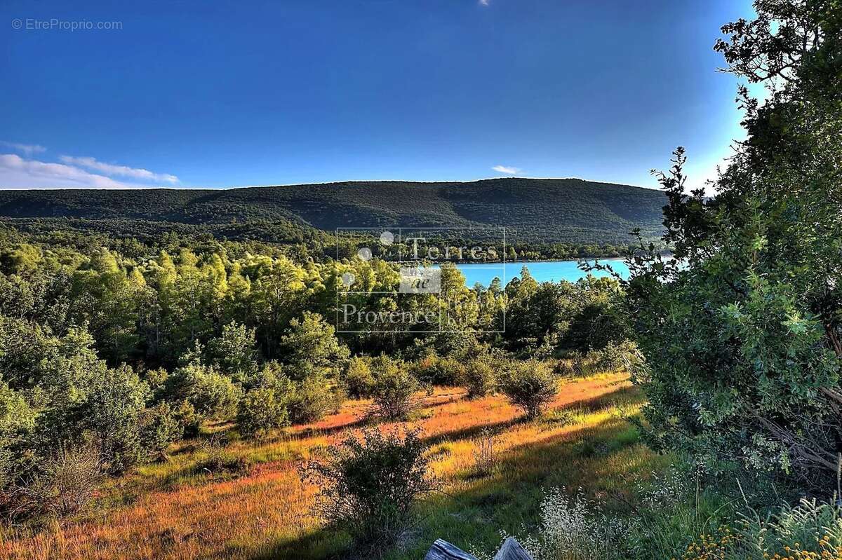 Maison à LES SALLES-SUR-VERDON