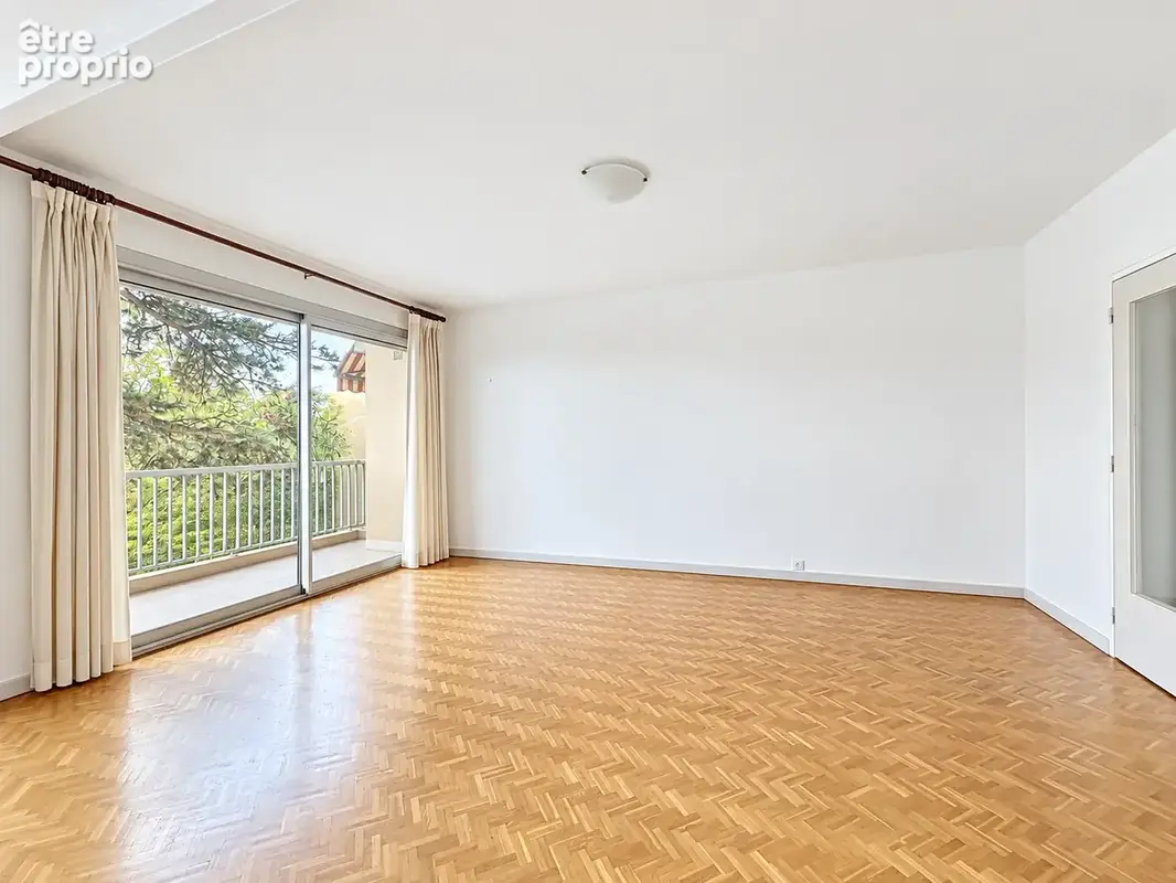Secteur Charcot — Un appartement traversant de 106 m2, une nouvelle histoire à écrire. - photo 3