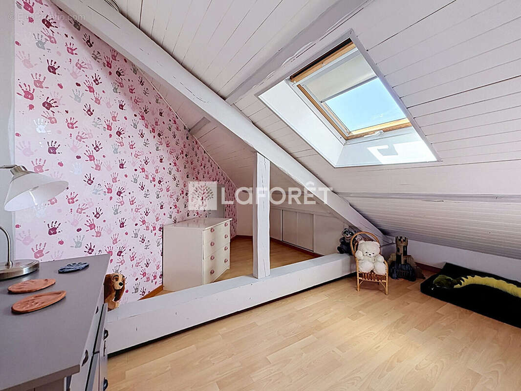 Maison Bourg La Reine 8 pièces 152 m2 - photo 13