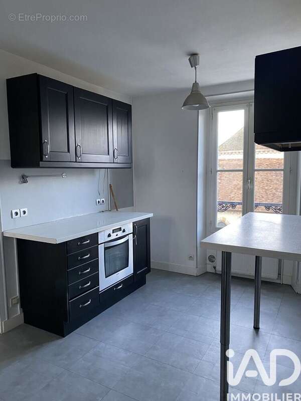 Appartement 56 m² à Avon  - photo 4