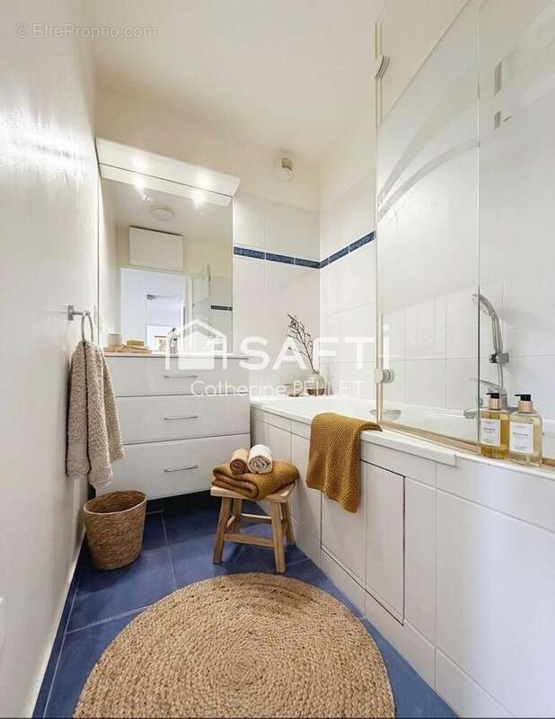 Appartement 76 m² à Fresnes  - photo 6