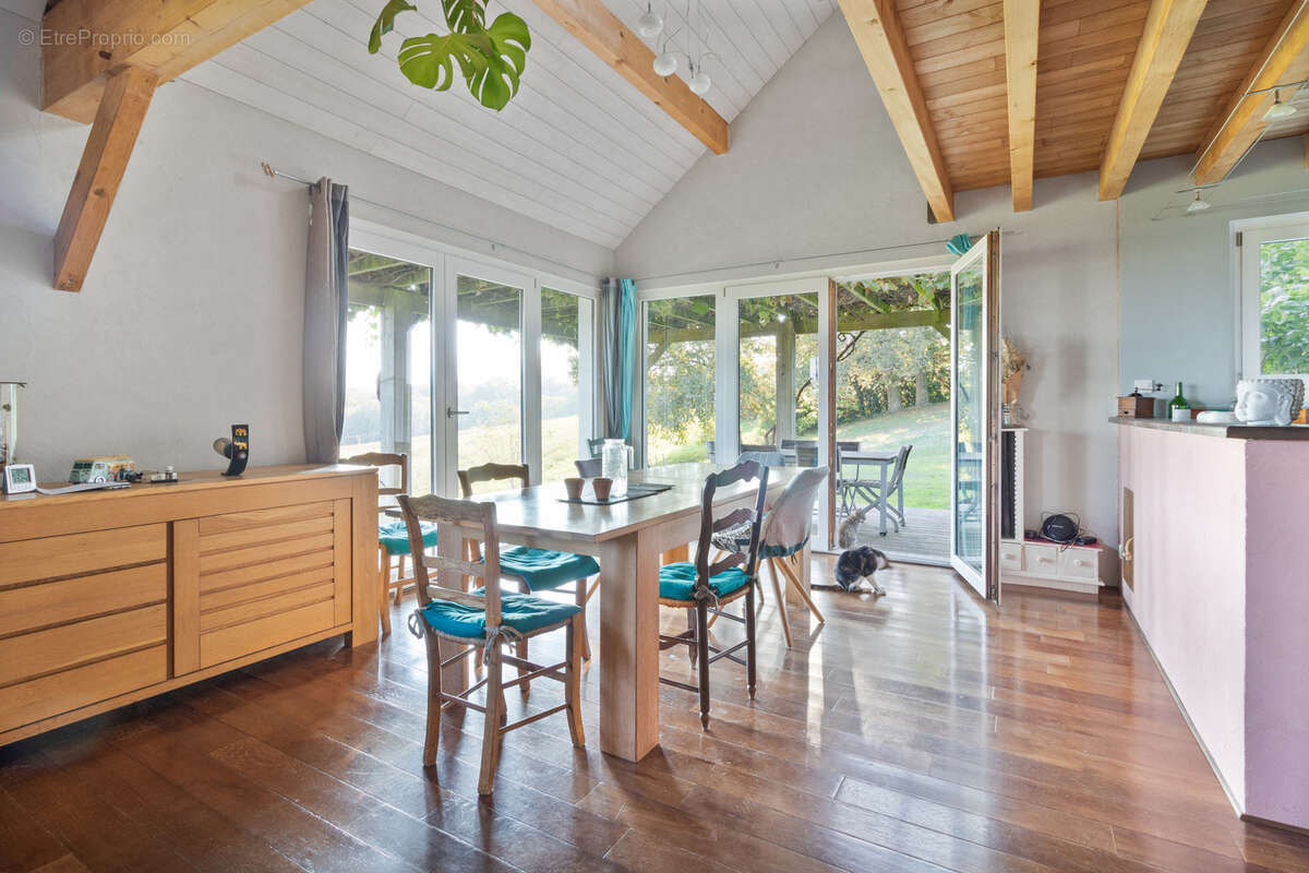 Maison à L'HOPITAL-D'ORION