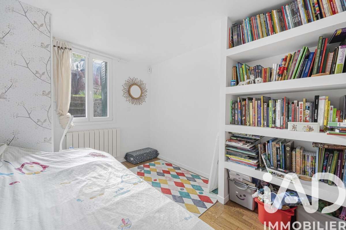 Photo 9 - Maison à GENNEVILLIERS