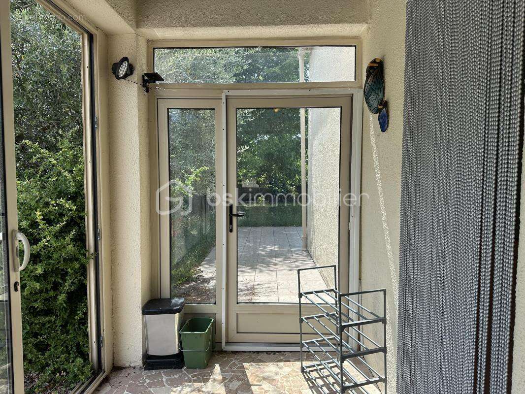 Maison T3 de plain-pied meublée sur une parcelle de 745 m2 - photo 4