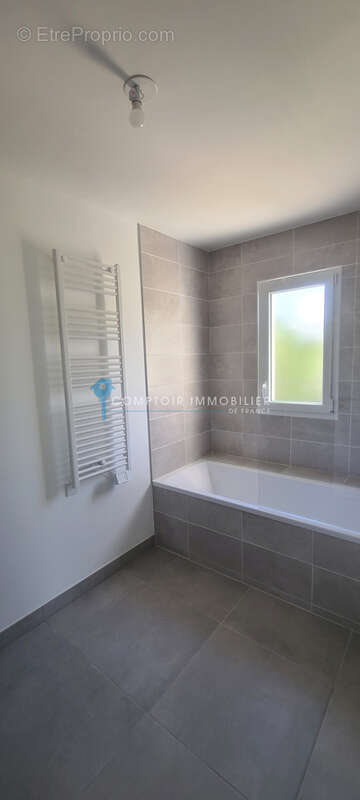 Appartement t4 (3 ch), proche centre ville. - photo 5