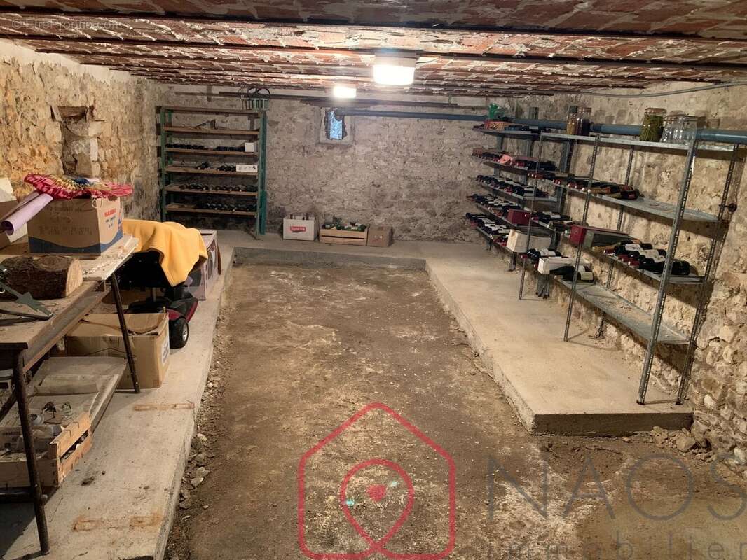 Maison 190 m² à Puiseaux  - photo 16