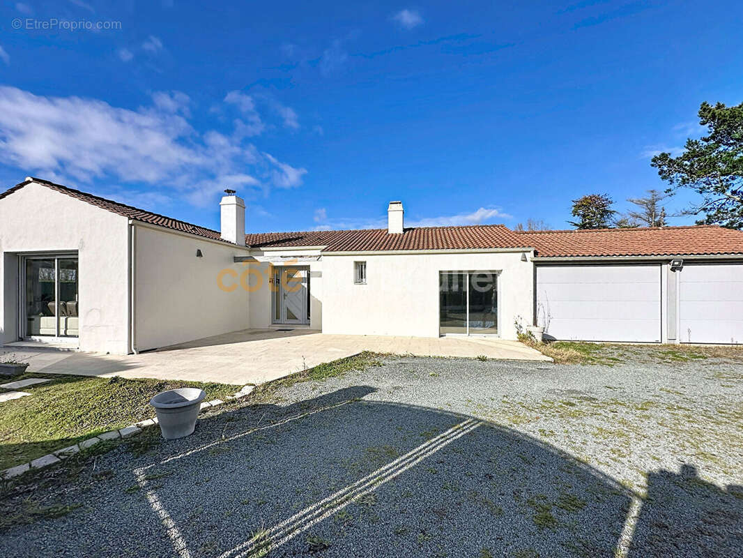 Maison à SAINT-HILAIRE-DE-RIEZ