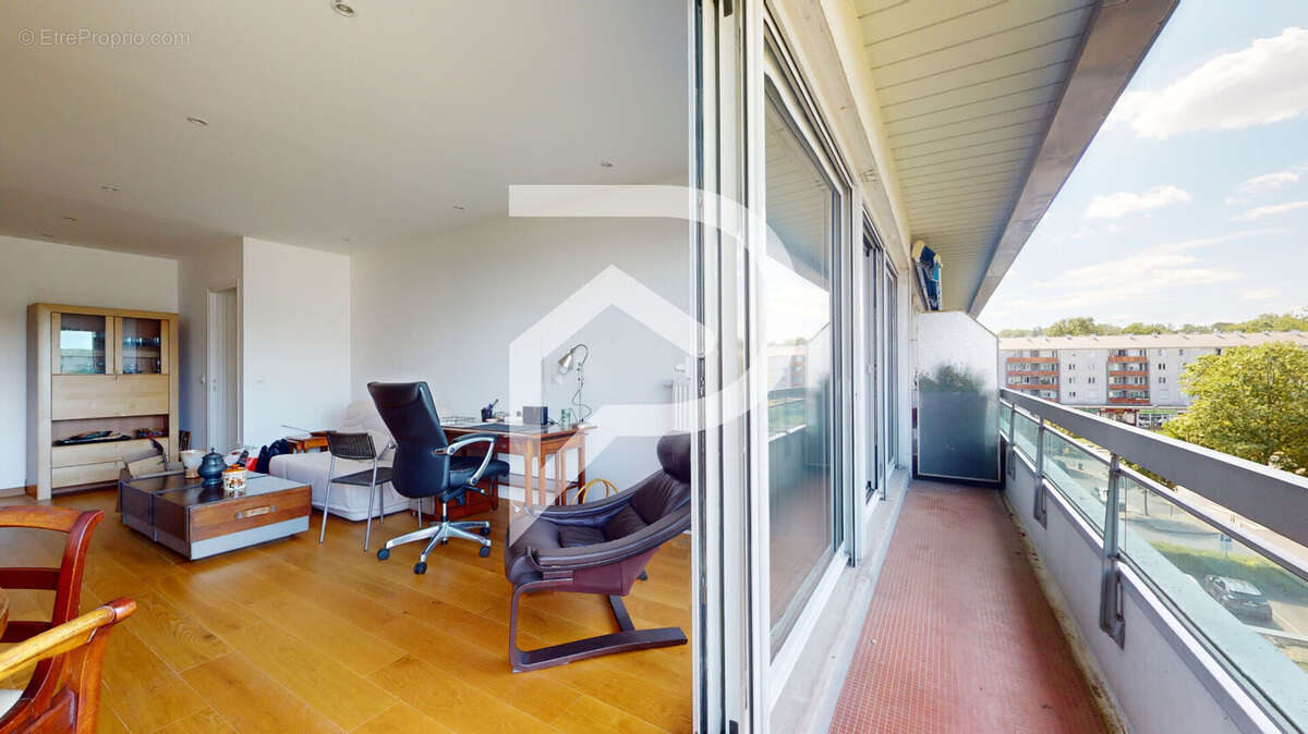 Appartement à LA CELLE-SAINT-CLOUD