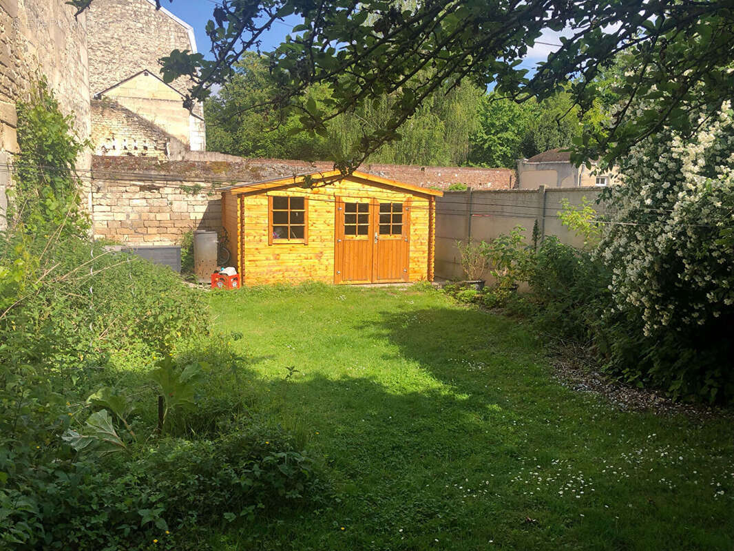 Maison à NEUILLY-EN-THELLE