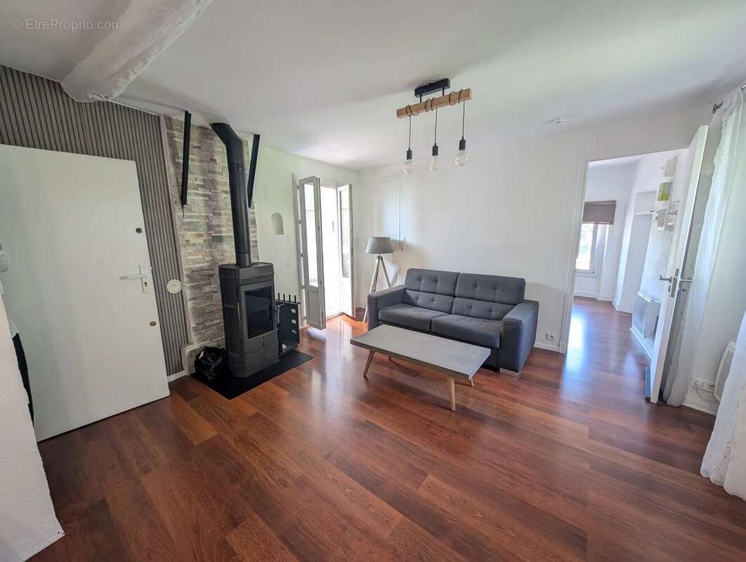 Appartement à CANTARON