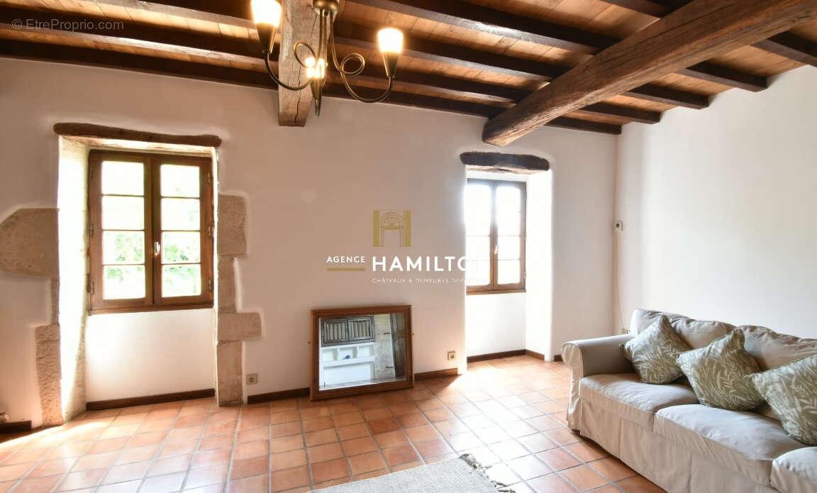 Propriete de campagne du xixe siecle - parc, puits, four a pain, salle polyvalente - photo 4
