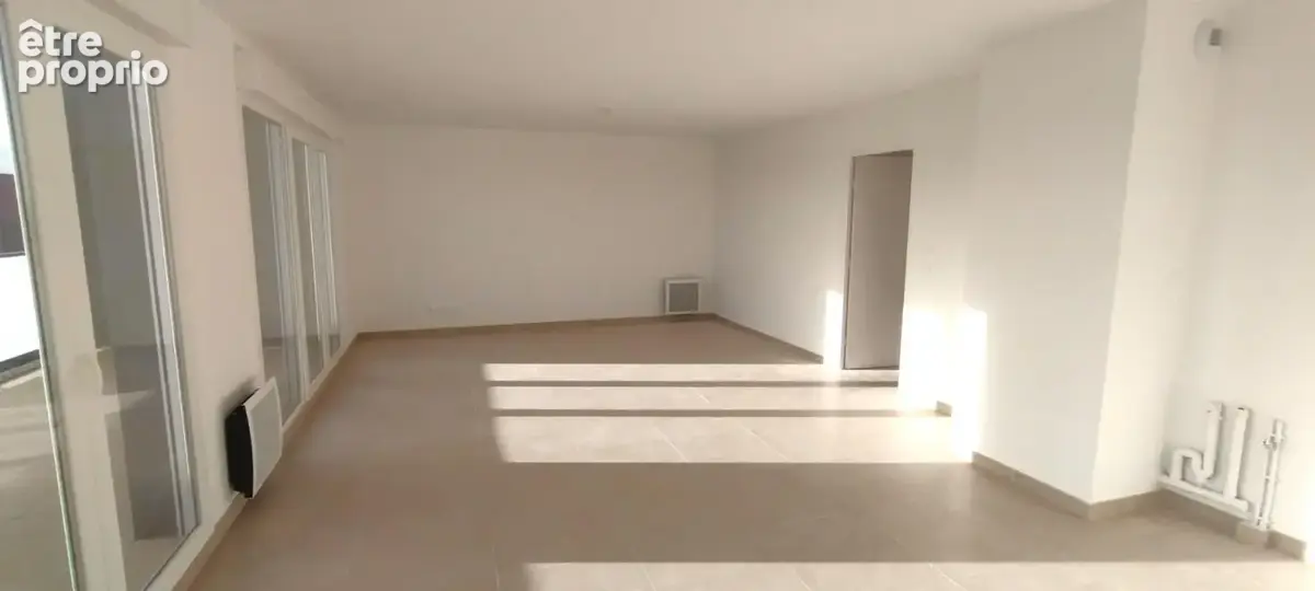 Béziers. t4 en dernier étage 92 m² plus terrasse 20 m² plein sud et parking - photo 9