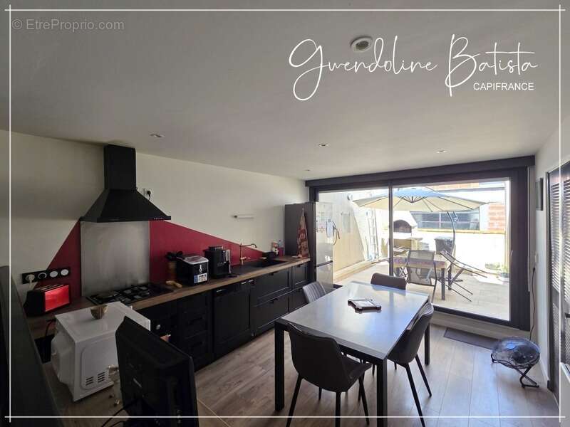 Maison de village en pierre 93m² (150m² surface utile) - 2 chambres - Terrasse 16m² - photo 3