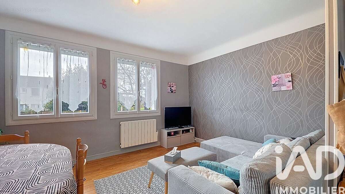 Photo 4 - Maison à YZEURE