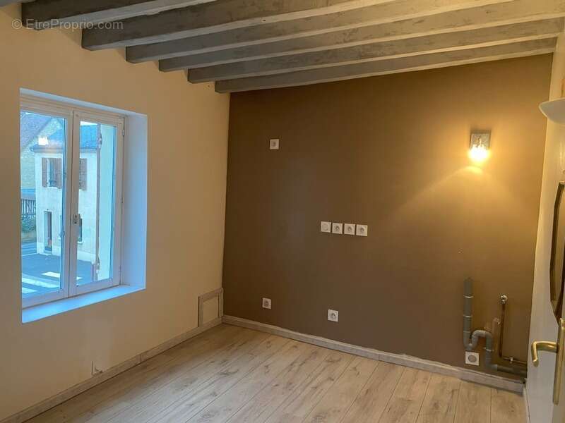 Maison à CREVECOEUR-EN-AUGE