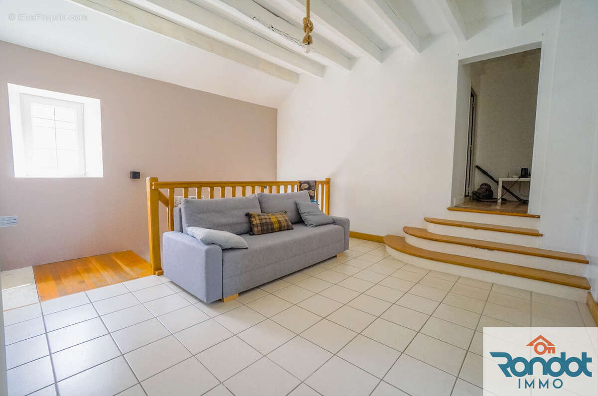 Maison à MAREY-SUR-TILLE