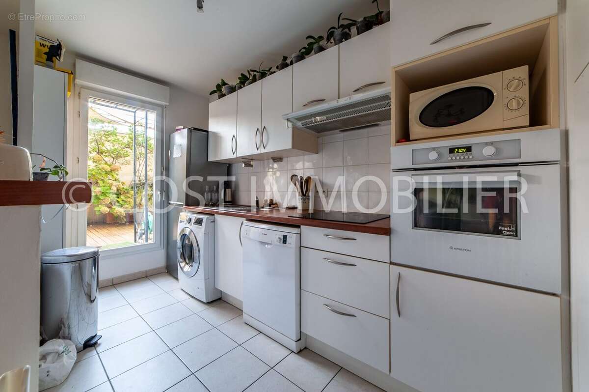Appartement à COLOMBES