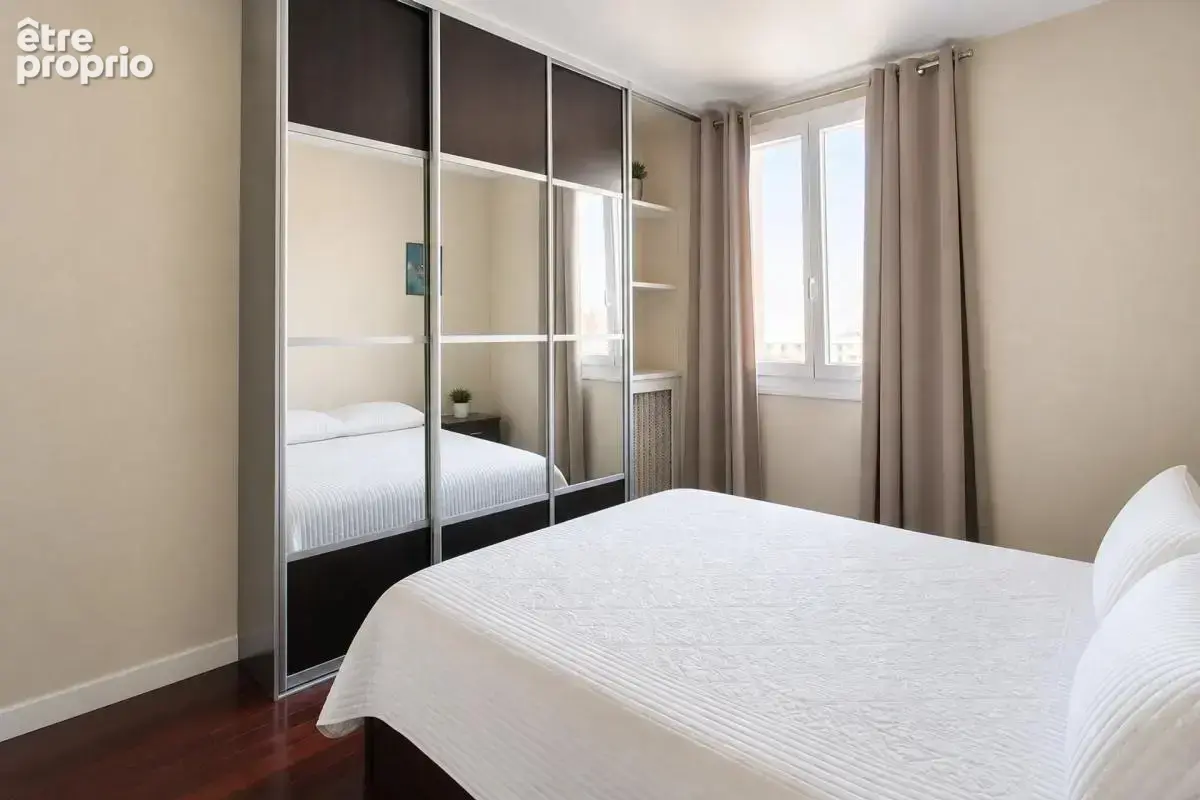 Appartement T4 / 2 chambres / Grand séjour / Quartier Plaisance - photo 18