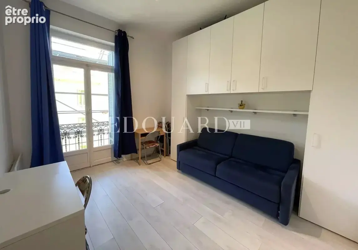 En exclusivité studio avec échappée mer, dans magnifique immeuble bourgeois en plein centre de Menton - photo 10