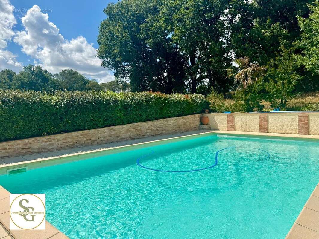 Maison 165 m² à La Sauziere-Saint-Jean  - photo 4