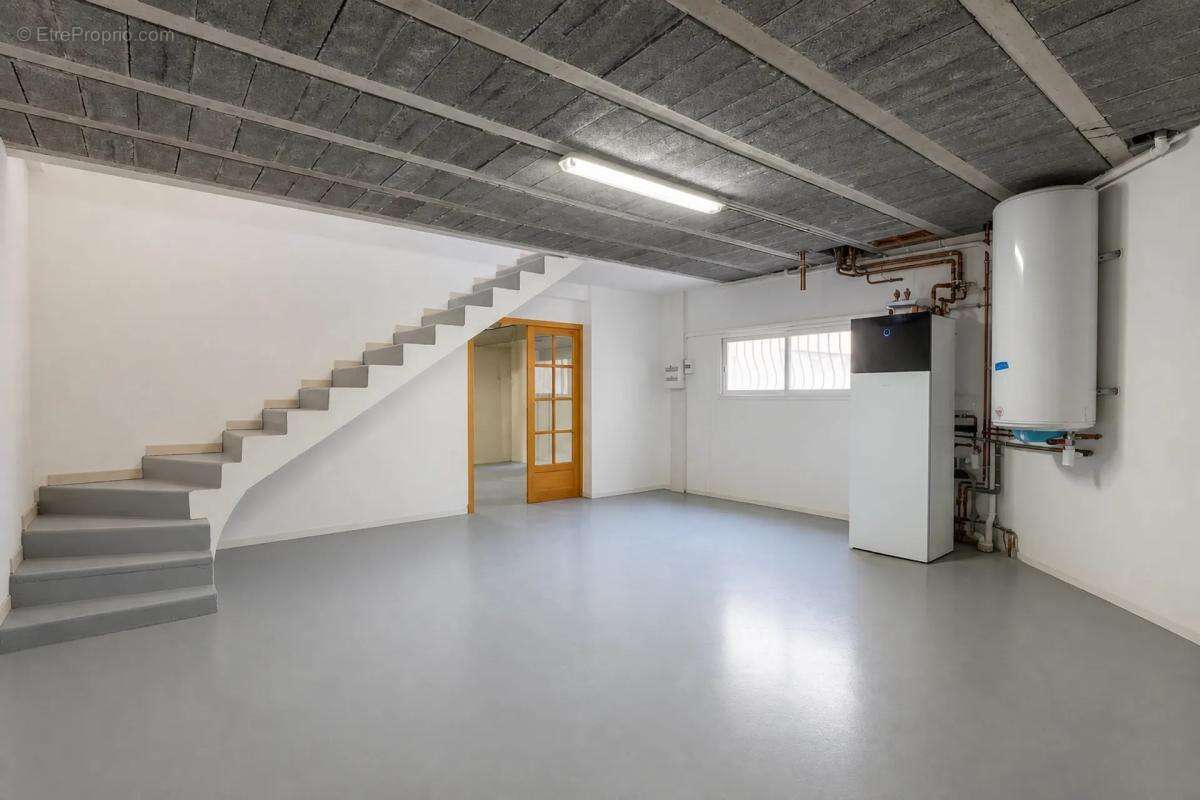 Maison de 9 pièces de 320 m² à 10min d'Albi - photo 13