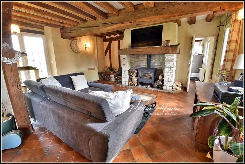 Maison à CLAVILLE