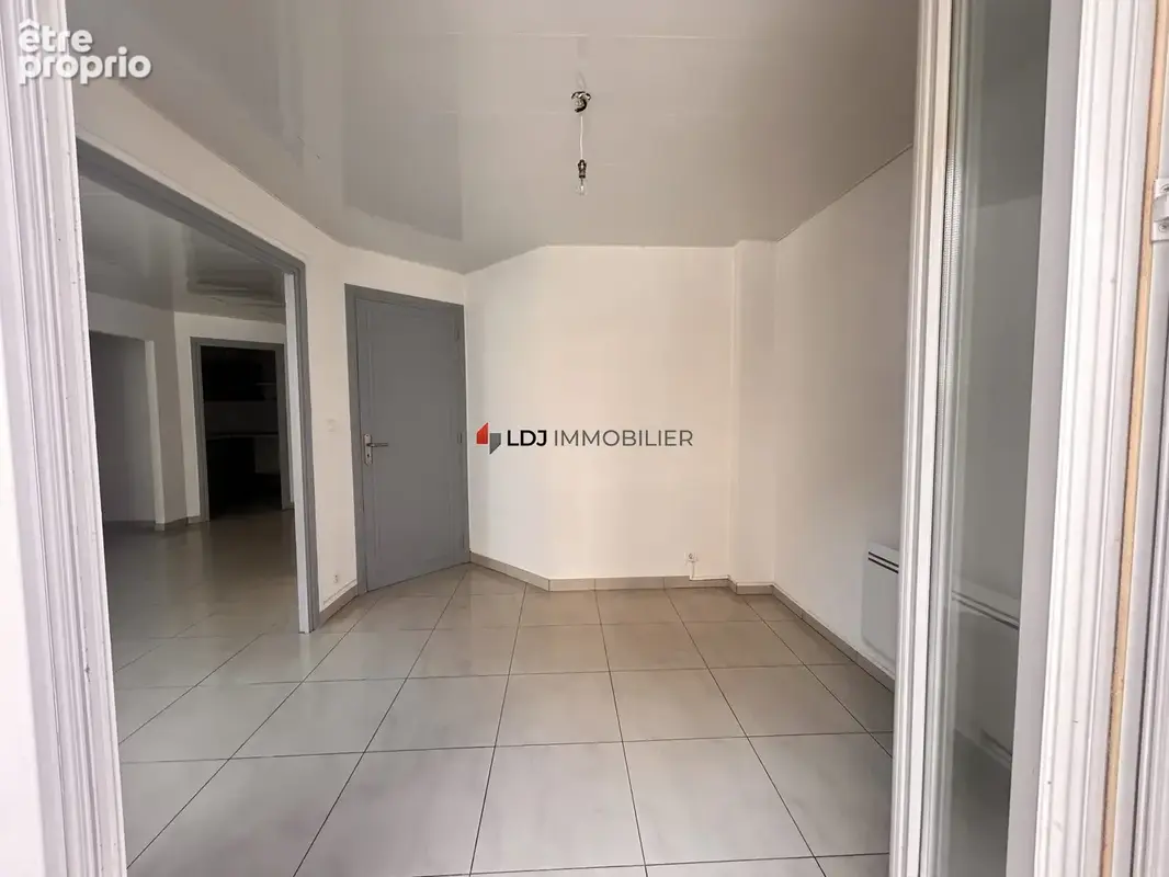 Appartement 3 pièces 79 m² à vendre à Ceret (66400) - photo 4