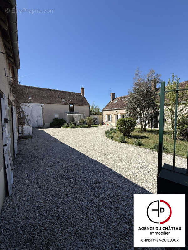 Maison à SAINT-BENOIT-SUR-LOIRE