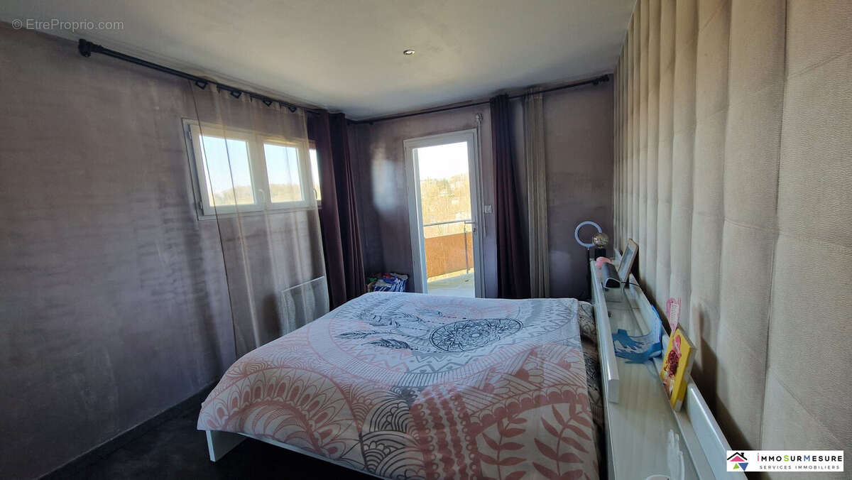 Maison à SAINT-MICHEL-SUR-TERNOISE